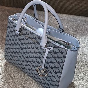 *Brand New* Michael Kors Purse
